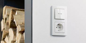 JUNG KNX Taster F 10 bei Elektro Schulze GmbH in Eckental